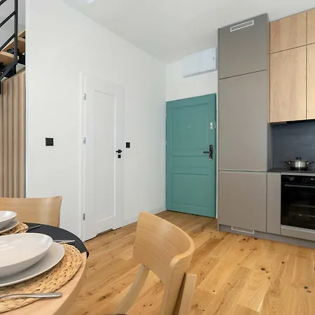 Stylish With A Mezzanine Near The Market Square By Renters Posen